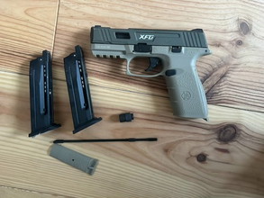 Afbeelding van ICS BLE-XFG Gas Blowback Pistol Tan