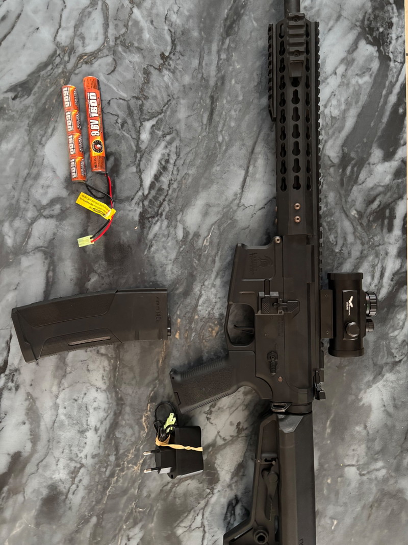 Imagen 1 de Vend M4 de chez lancer tactique AEG