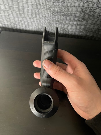 Image 2 for Tank grip
