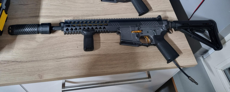 Imagen 1 de HPA VFC Gladius met Polarstar F2 en upgrades