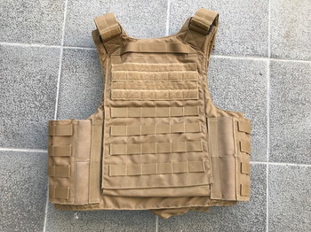 Imagen 2 de First Spear Plate carrier.