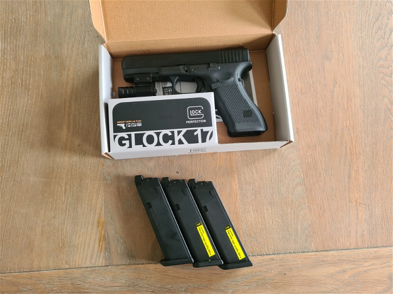 Afbeelding 1 van Glock 17