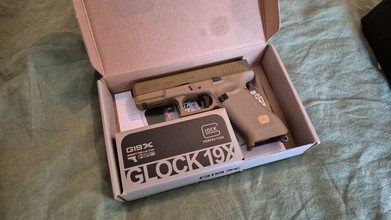 Image pour Umarex Glock 19X, 4 keer mee gespeeld