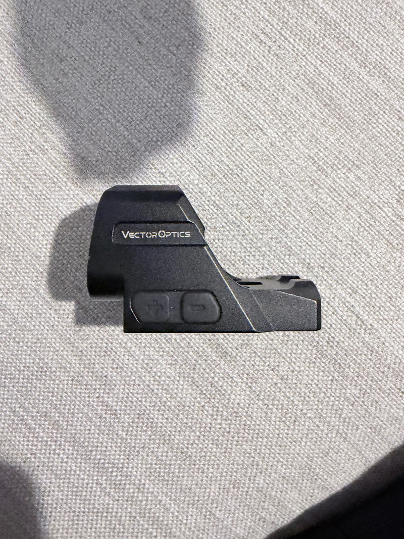 Image 1 for Frenzy Flex GEN2 Red Dot Sight 1x24x29  Vector Optics