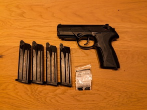 Zdjęcie: Tokyo Marui Beretta Px4 Storm | Inclusief 4 mags!