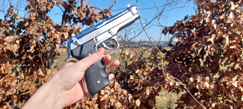 Afbeelding 1 van Tokyo Marui M9 Chrome