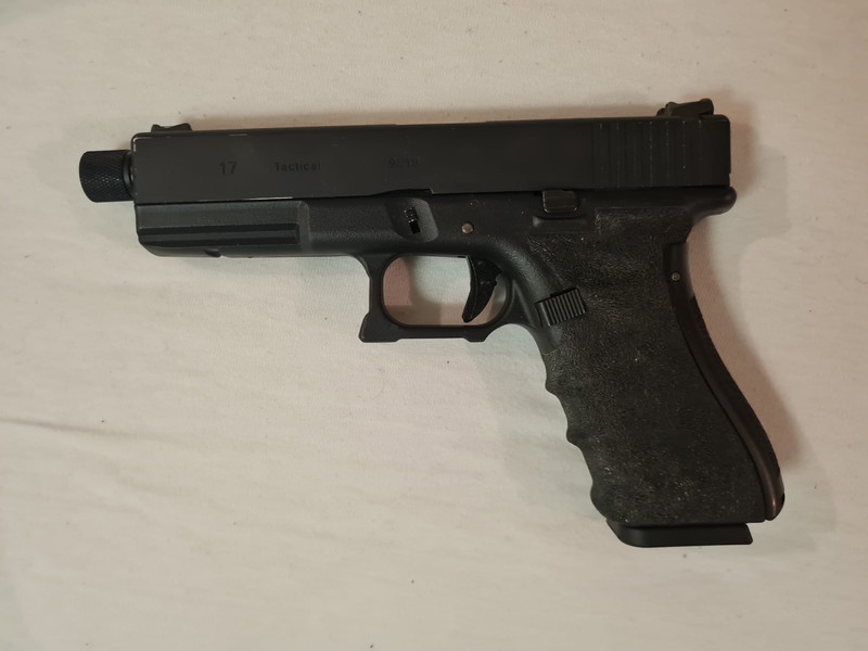 Image 1 for we g17 met 1 magazijn