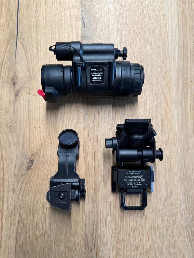 Imagen 1 de Act in Black PVS 14 LTE Photonis GP Echo Tube 1785 FOM + Wilcox G24 and Dovetail J Arm