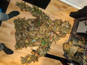 Bild für Stalker ghillie/leaf suit compleet maat L