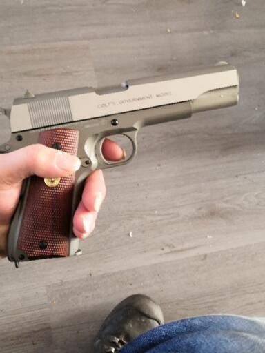 Afbeelding 1 van Te koop bijna nieuwe colt 1911 cybergun