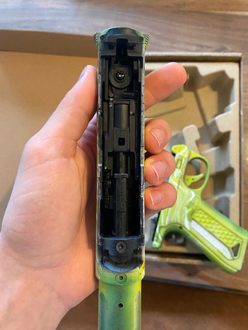 Image 5 for Aap01 custom + 4mags green gas + reserve aap01