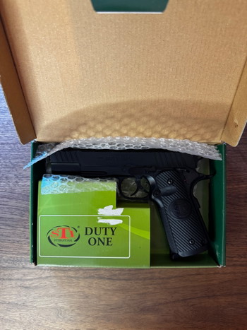 Image 2 for Airsoft pistol STI Duty One CO2 cal. 6 mm