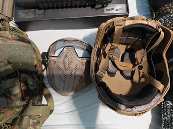 Bild 2 für Airsoft Ausrüstung komplett