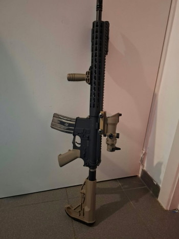 Image 2 for m4 met reddot