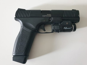 Bild für Combat Adaptive Pistol met light