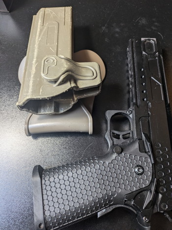 Bild 4 für Novritsch SSP2 gen2 GBB compleet pakket 4x gebruikt incl doos 2 magazines en holster