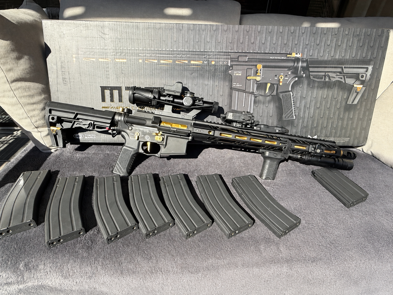 Afbeelding 1 van Tokyo Marui mtr16 golden edition full equipped