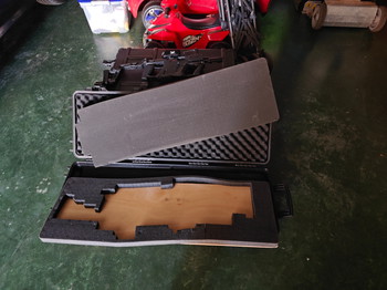 Afbeelding 4 van NUPROL big hardcase with wodden plate and 2 full foams