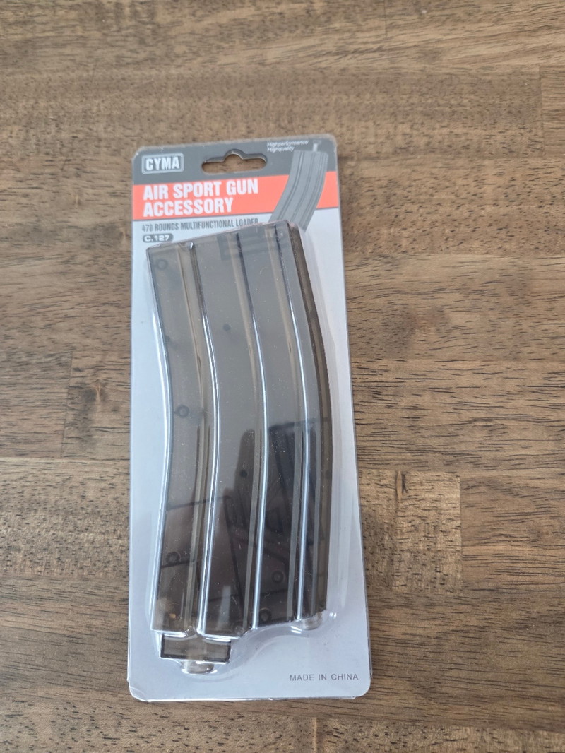 Afbeelding 1 van Cyma M4 M16 Shape Speedloader 470 BBs