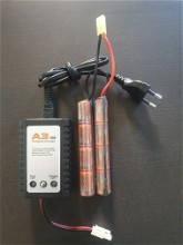 Afbeelding van A3 Compact charger voor NiMH en 9.6V 1600mAh accu