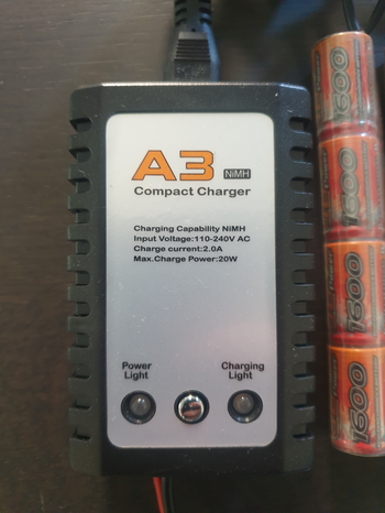 Image 2 pour A3 Compact charger voor NiMH en 9.6V 1600mAh accu