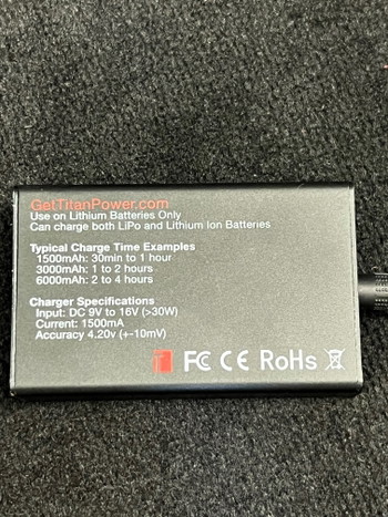 Imagen 2 de Titan batterijoplader