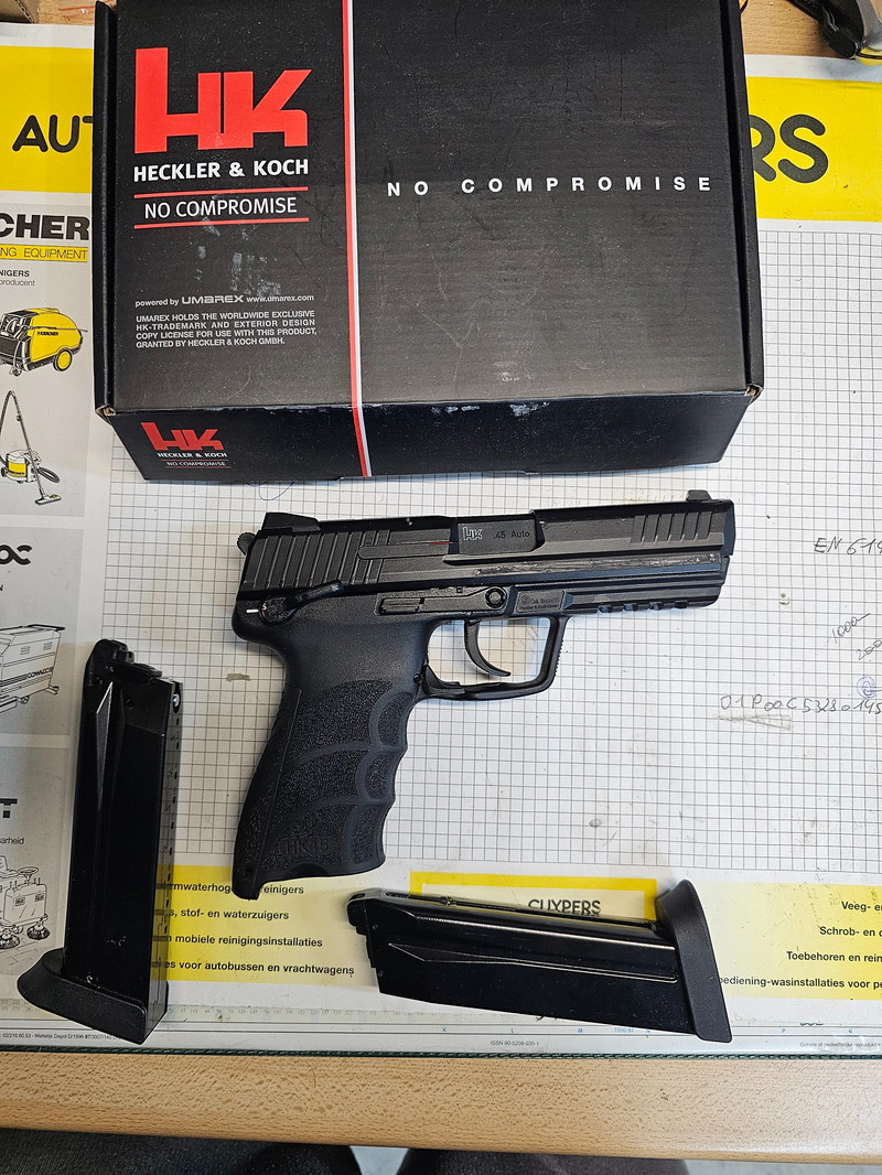 Afbeelding 1 van HK45 met extra magzijn