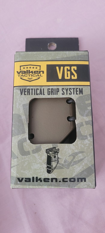 Imagen 2 de Vertical grip valken