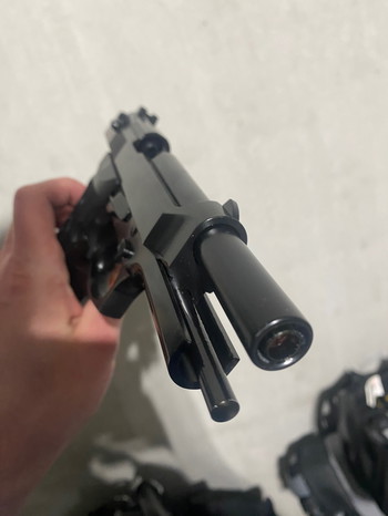 Imagen 3 de M9 WE full auto and Full metal like new
