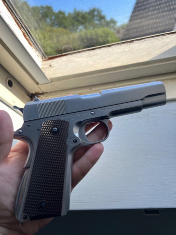 Bild 2 für Nieuw: Cybergun AW Custom 1911 silver CO2