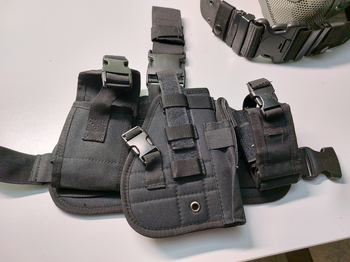 Imagen 2 de Tactical drop leg holster right handed