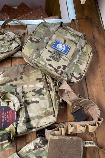 Afbeelding 9 van Warrior Assault systems - collectie nieuwe en vrijwel nieuwe  tassen en pouches, wapentas, mag souches etc...