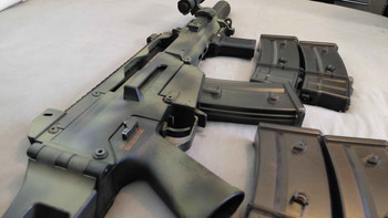 Image 2 for WE G36C (G39C) with 5 magazines, camo painted