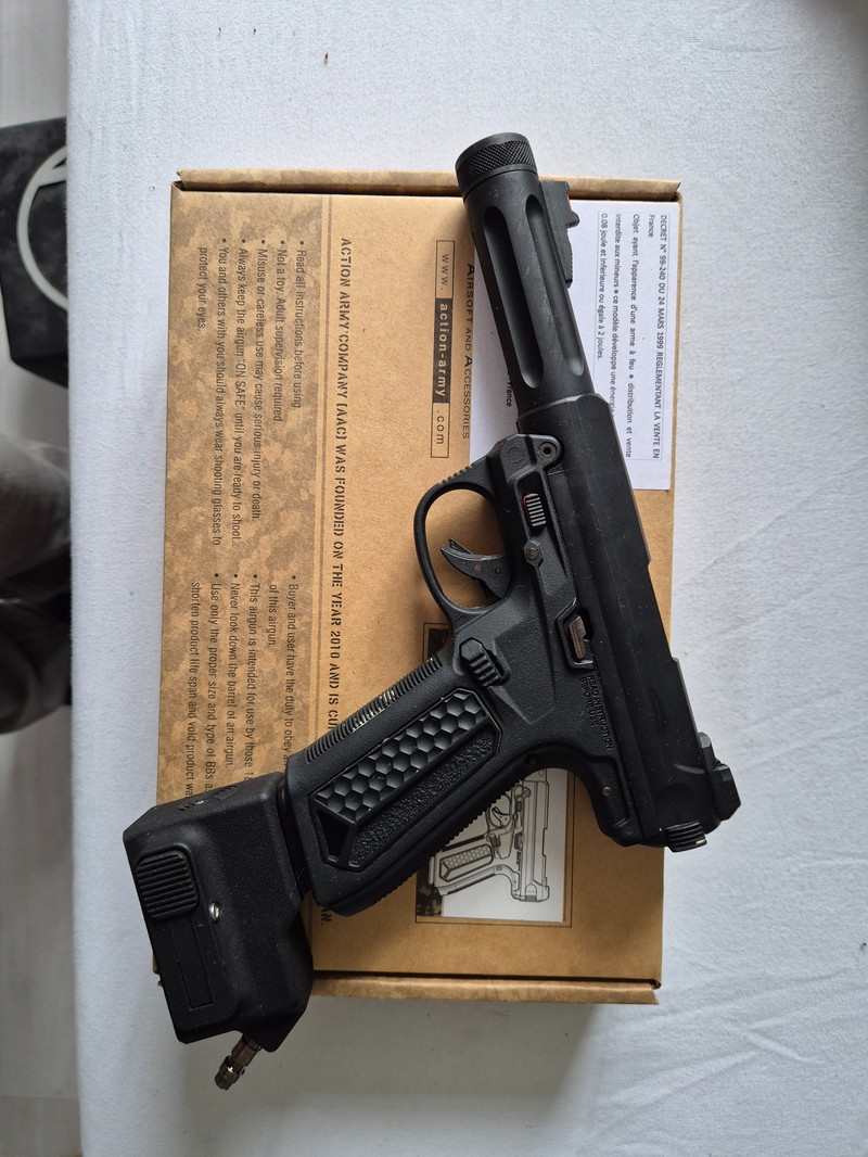 Image 1 pour Wegens beeindiging hobby