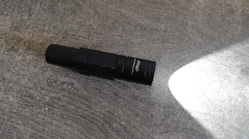 Imagen 2 de Walther tactical flashlight + mount