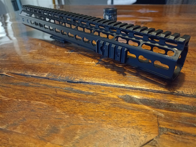 Image 1 pour ARES OCTARMS 15 INCH KEYMOD RAIL