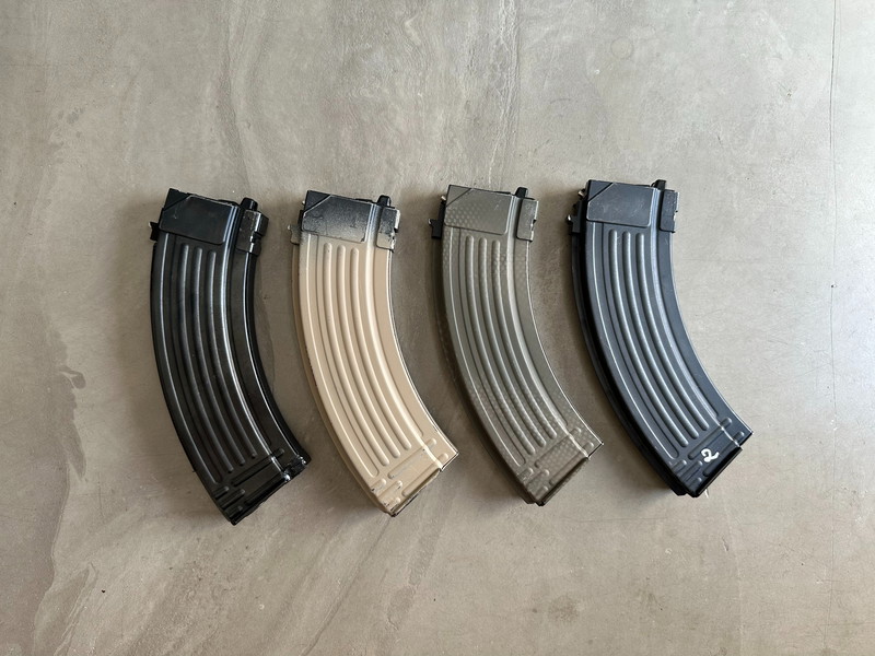 Image 1 pour WE AK47 GBBR Magazijnen