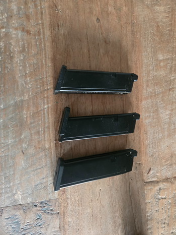 Bild 2 für 3 Glock /Aap mags te koop