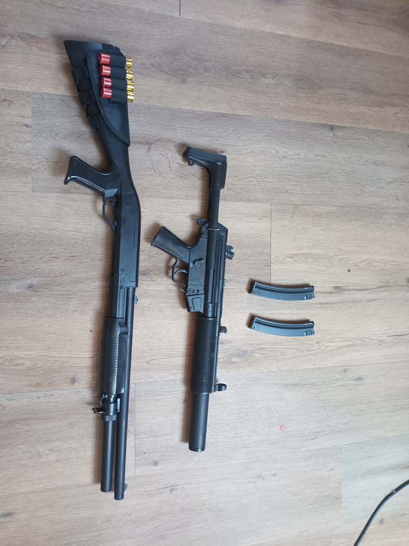 Bild 1 für MP5 van jg works en shotgun van asg