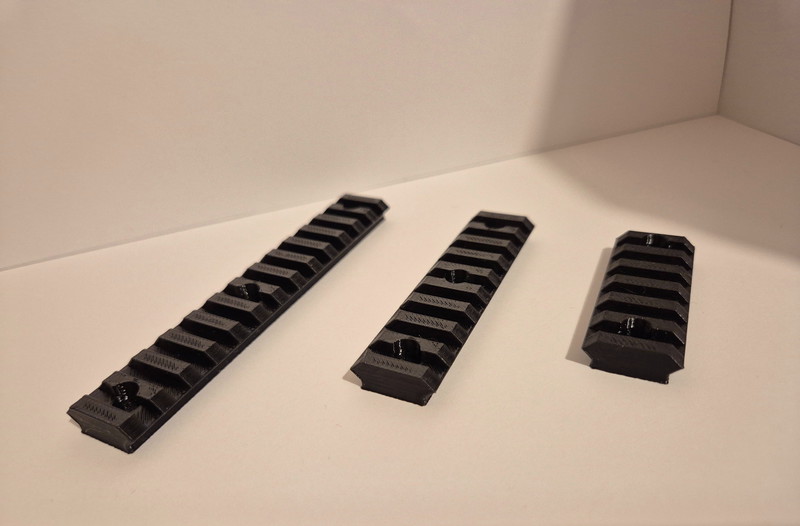 Image 1 pour RIS mounting rail HOSTRUK