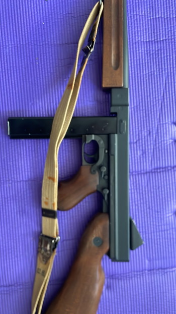 Image 3 for King Arms Thompson