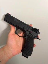 Bild für Großes Airsoft Set CZ 75 SP 01 Shadow  Airsoft Gewehr inkl  Zubehör