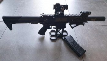Image 2 for G&G arp 556 + red dot, light , and tracer( mag wegen tegen elk aannemelijk bod )