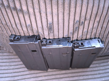 Image 3 for 3 weinig gebruikte lekvrije Tokio marui mtr16 magazijnen.