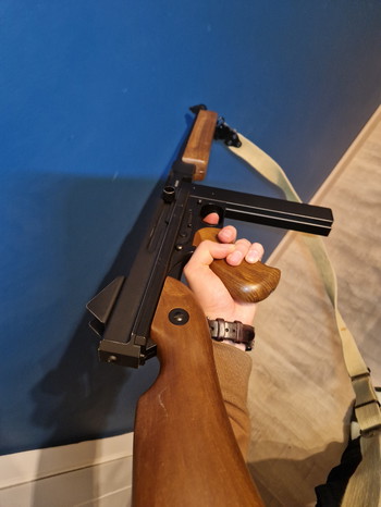 Afbeelding 2 van thompson full metal