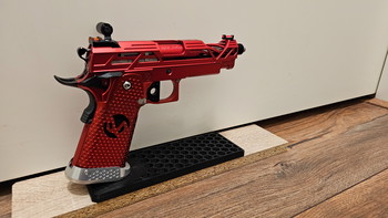 Afbeelding 2 van Red hi capa custom 4.3