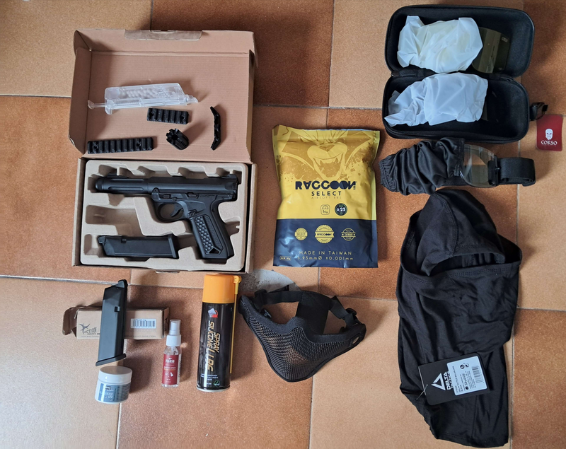 Bild 1 für Pistola AAP-01 sin uso mas todo lo necesario para jugar y hacerle mantenimiento