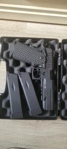 Bild 2 für 5 replicas met toebehoren en gear