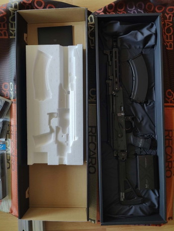 Bild 5 für New Tokyo Marui AKX + 3 mags
