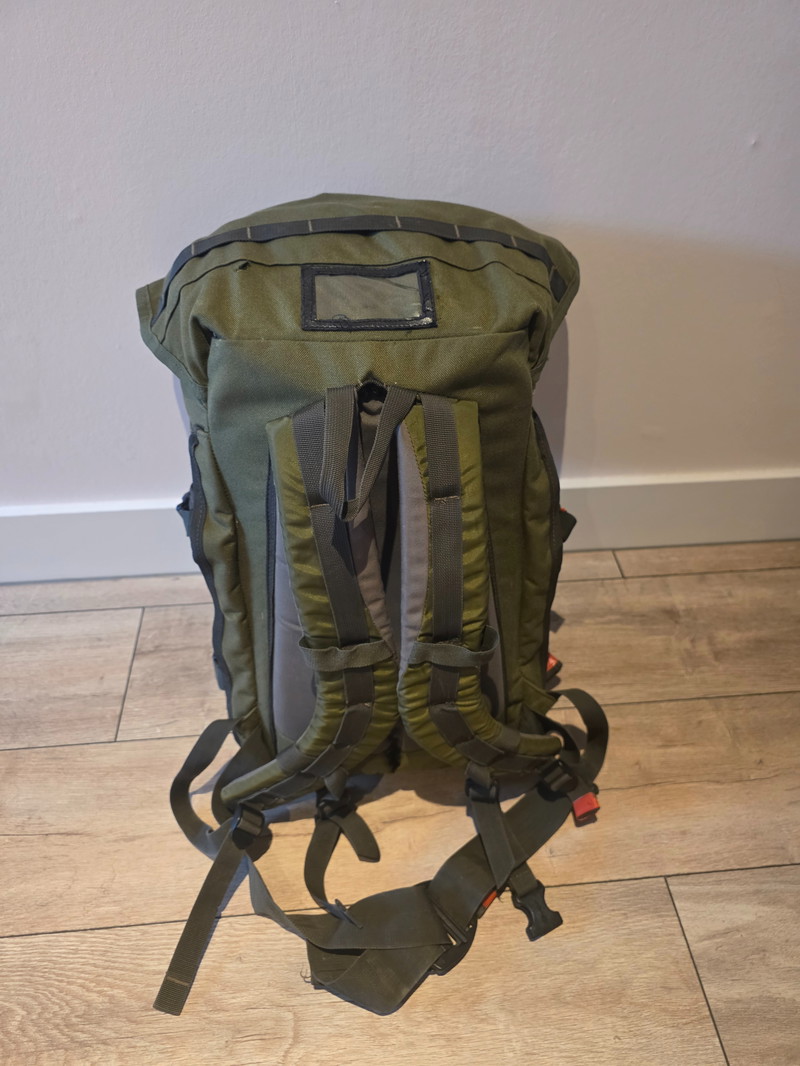 Bild 1 für Berghouse 60 liter rugzak met daypaks
